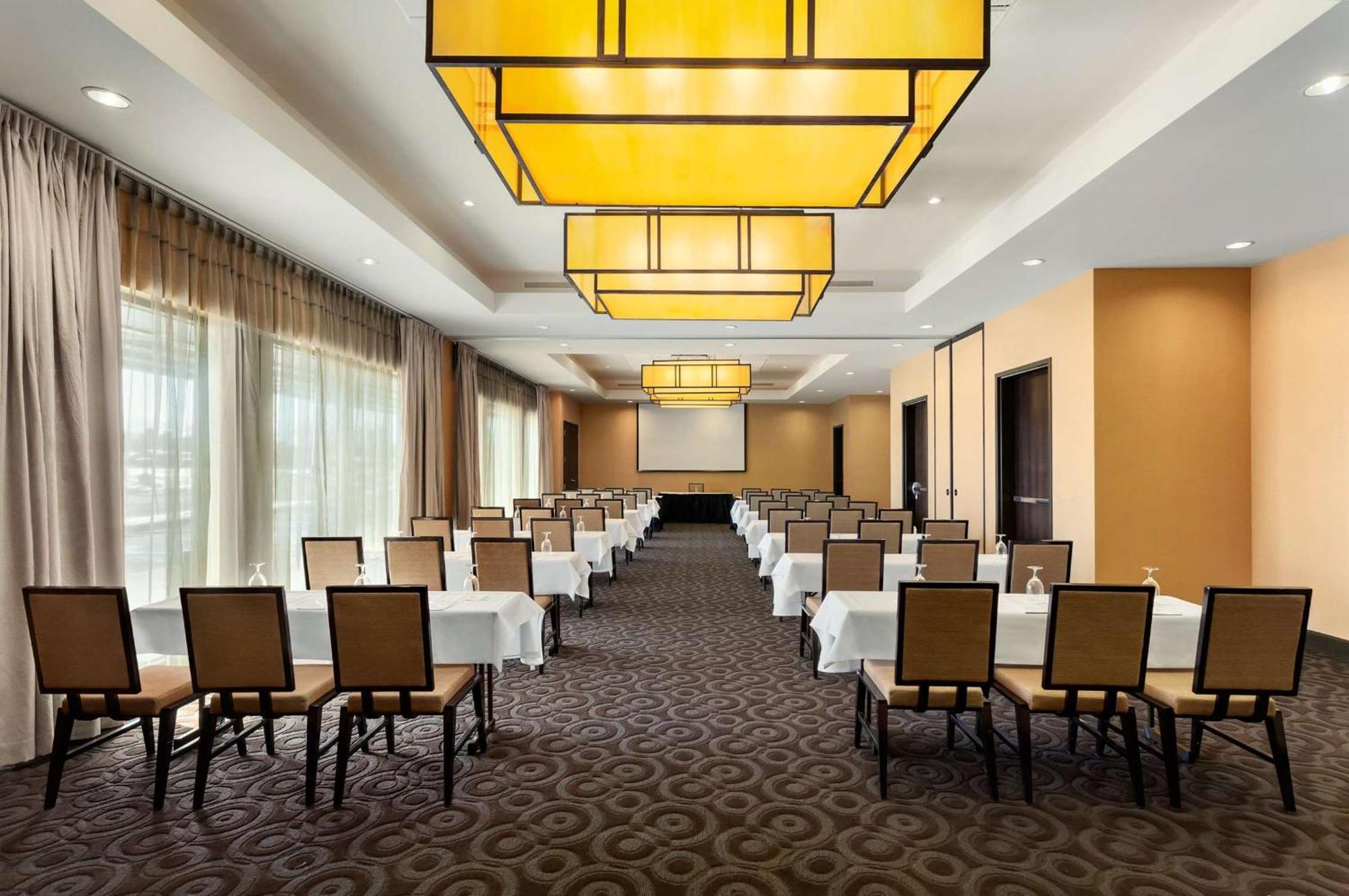 Embassy Suites By Hilton Salt Lake West Valley City Zewnętrze zdjęcie