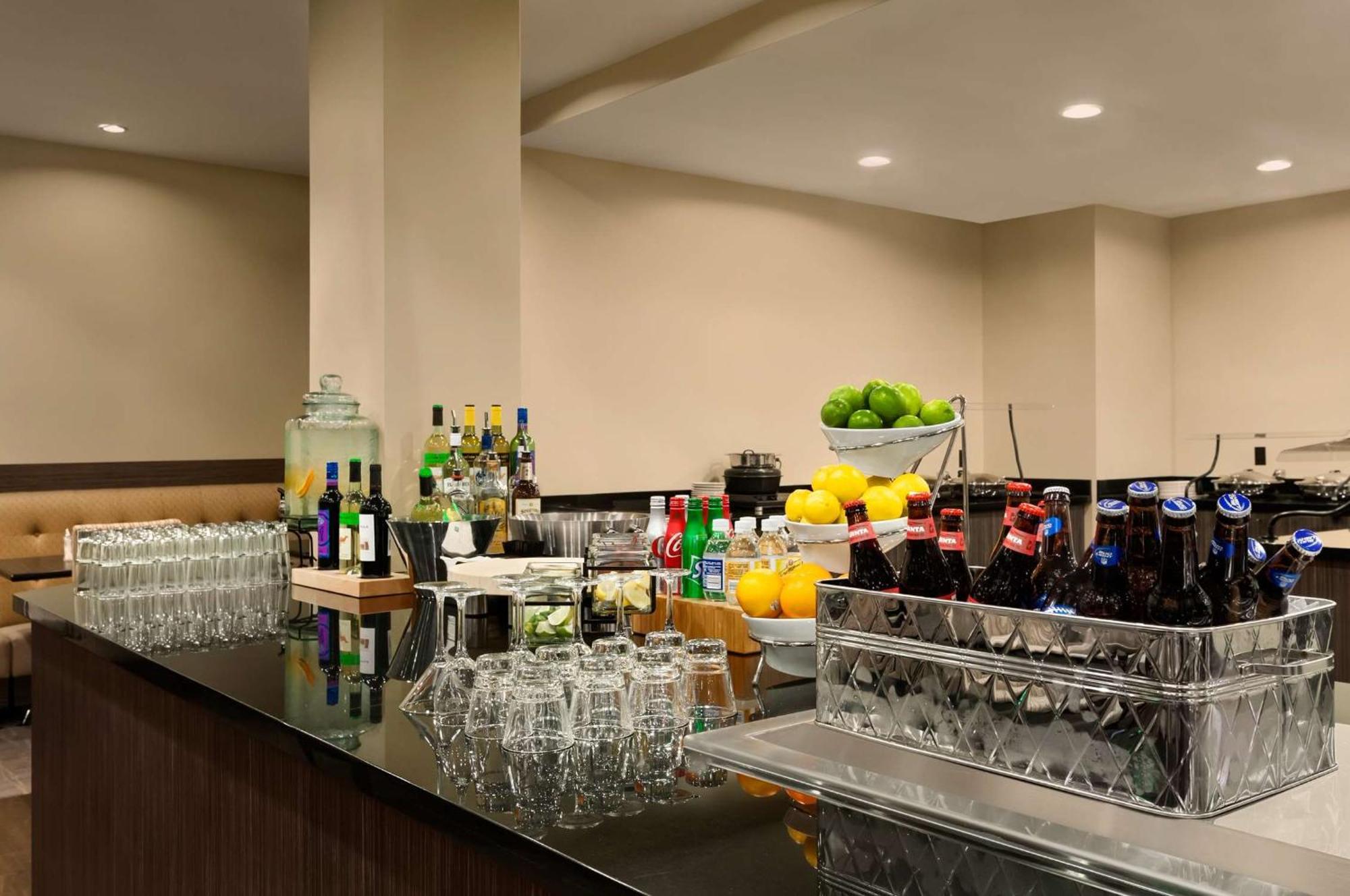 Embassy Suites By Hilton Salt Lake West Valley City Zewnętrze zdjęcie
